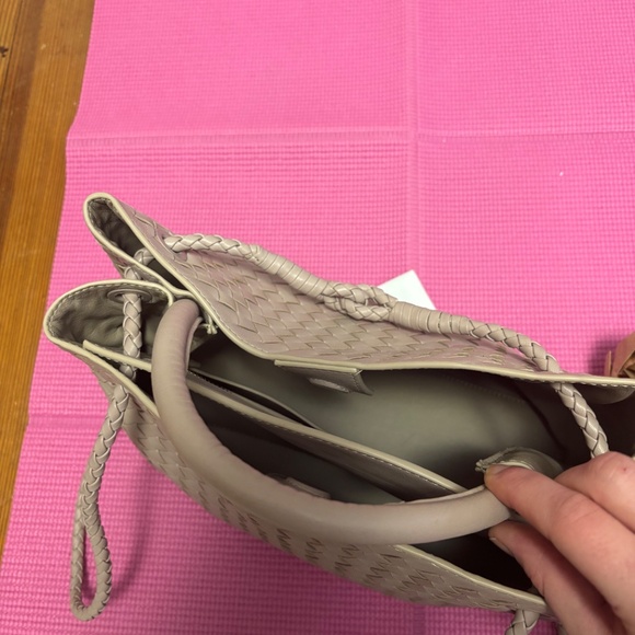 Quince Italian Leather Handwoven Satchel - Picture 5 of 7